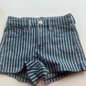 AMERICAN EAGLE OUTFITTERS NEXT LEVEL STRETCH JEAN SHORTS SIZE 2